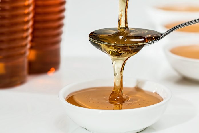 You Didn't Know These 6 Wonders of Using Honey